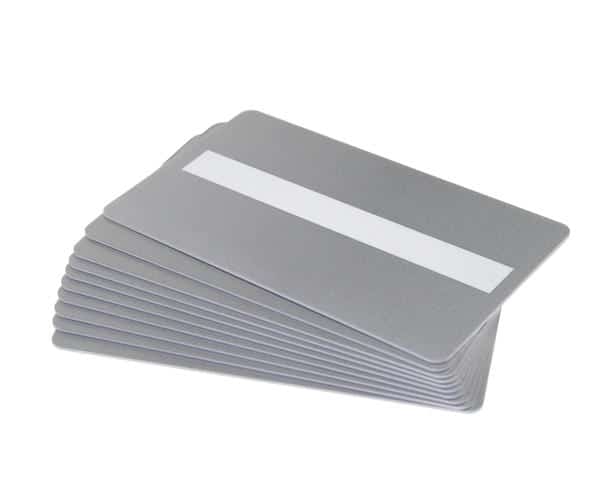 PLASTIC CARDS WITH SIGNATURE STRIP (PACK OF 100)